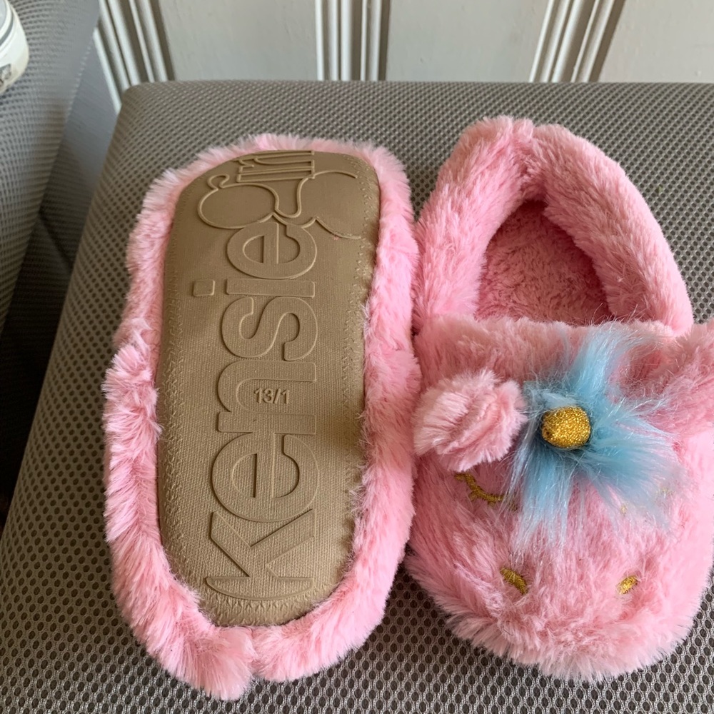 Little girl house slippers